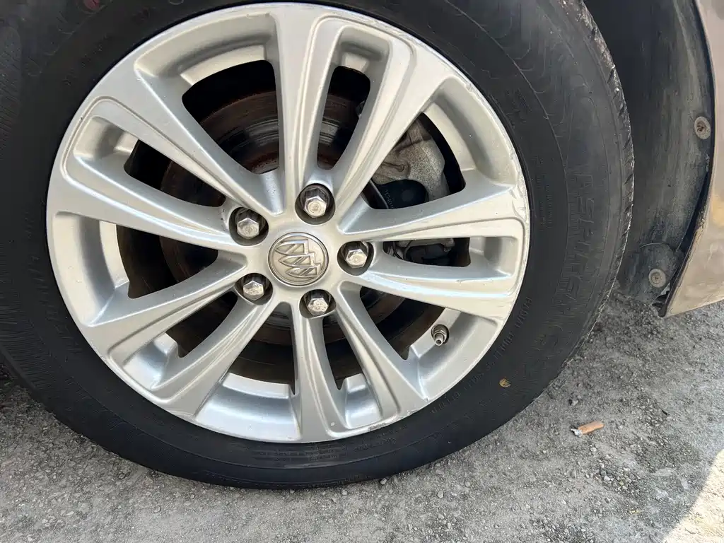 Buick Excelle — миниатюра 9