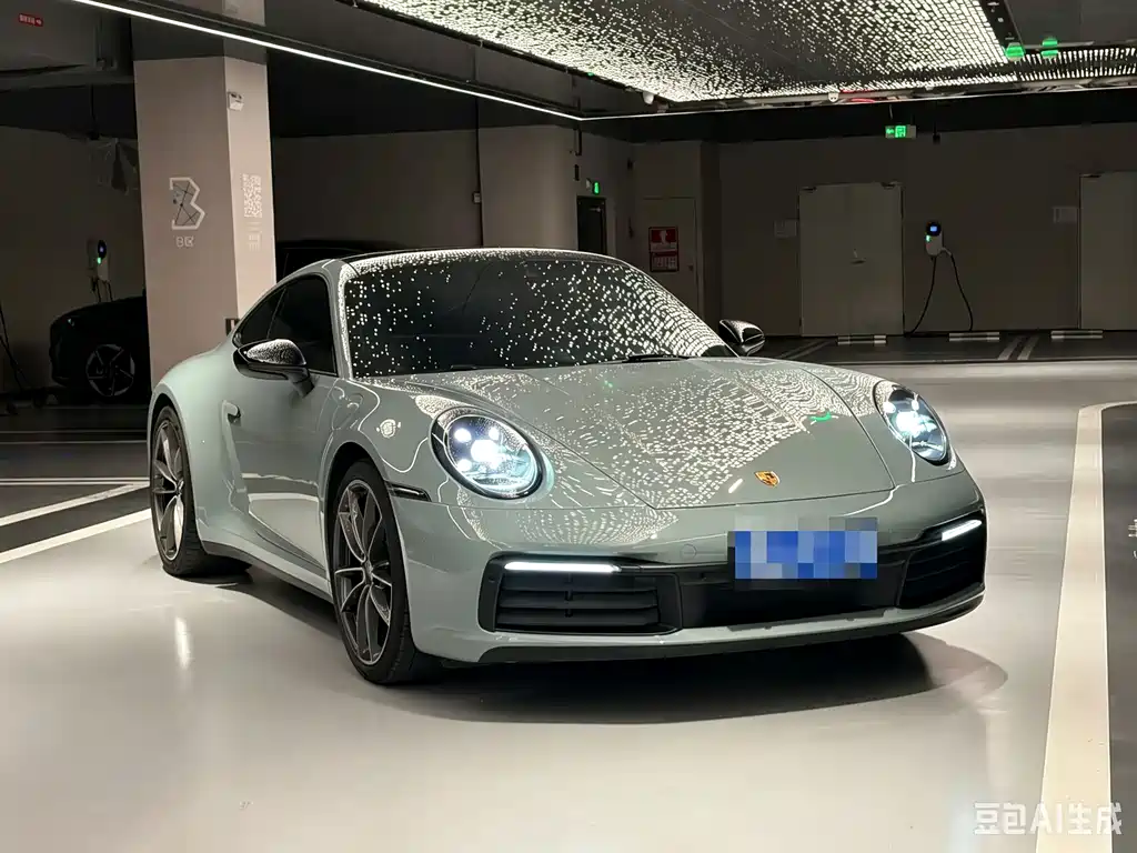 Porsche 911 2023 Carrera 3.0T