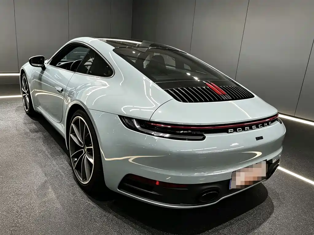 Porsche 911 2023 Carrera 3.0T