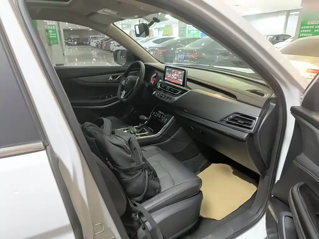 Changan CS75 — миниатюра 25