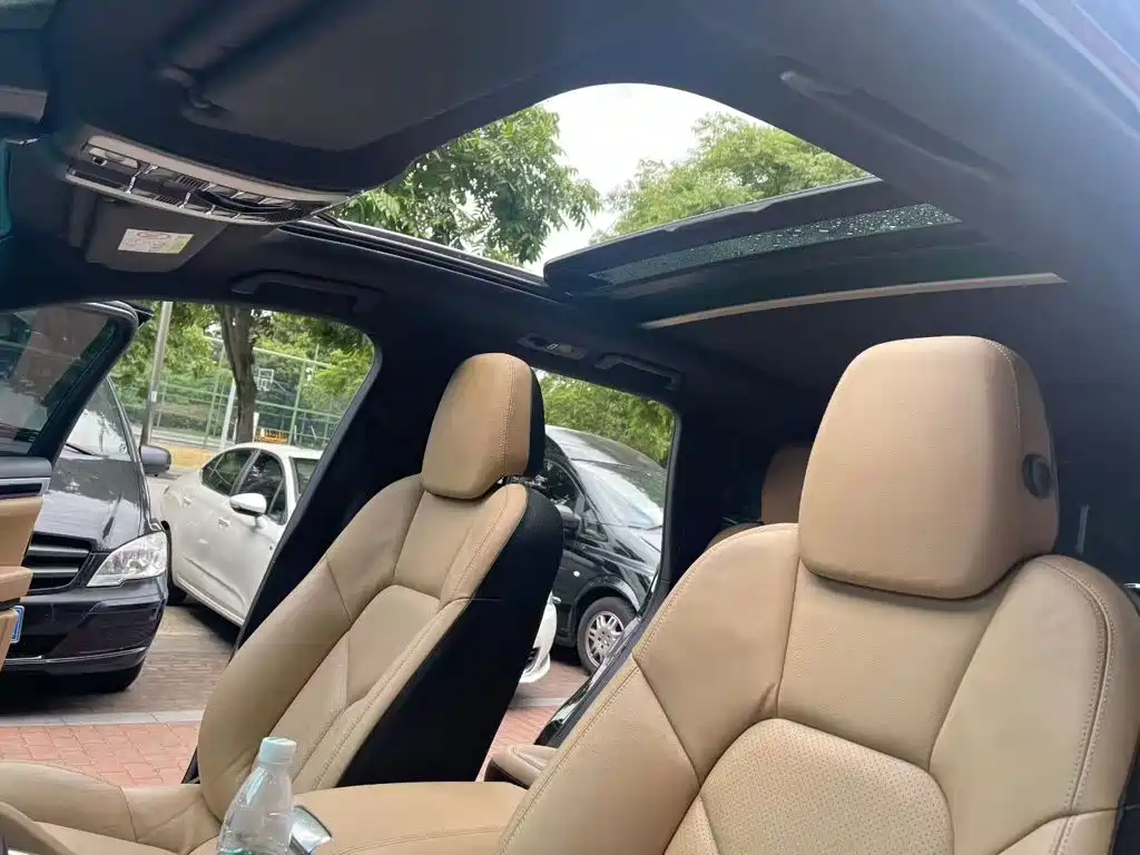 Porsche Cayenne Hybrid — миниатюра 9