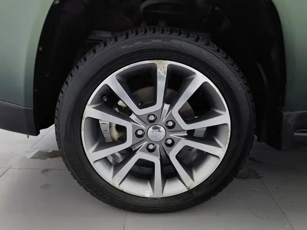 Jeep Compass (Import) — миниатюра 17