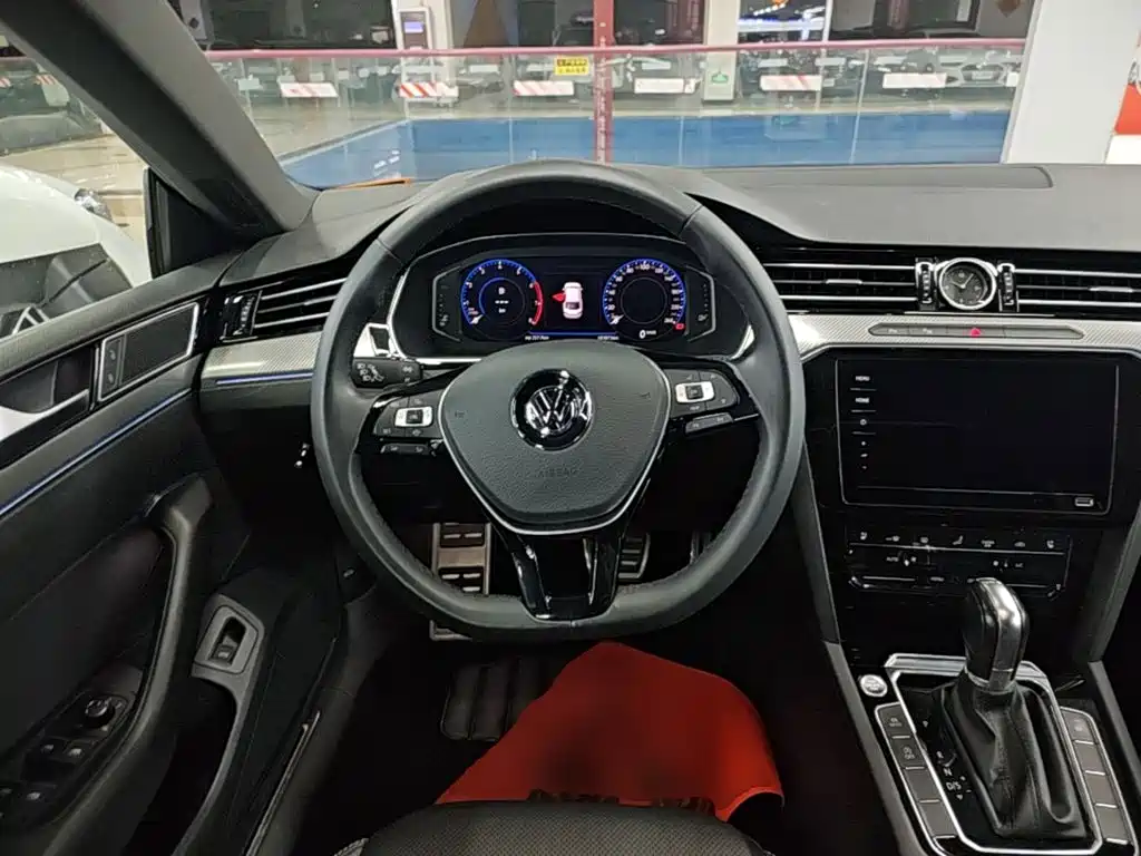 Volkswagen CC — миниатюра 11