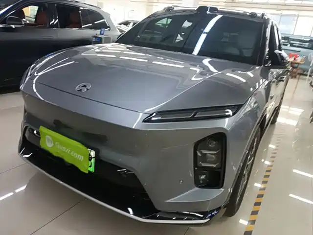2025 Nio ES6