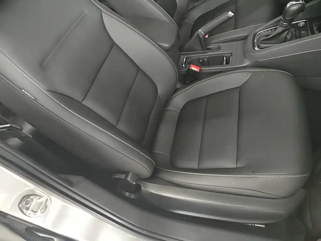 Volkswagen Sagitar — миниатюра 18