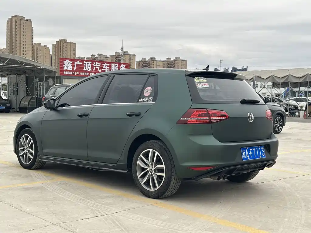 Volkswagen Golf — миниатюра 9