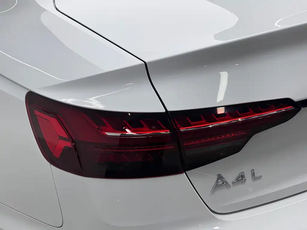 Audi A4L — миниатюра 20