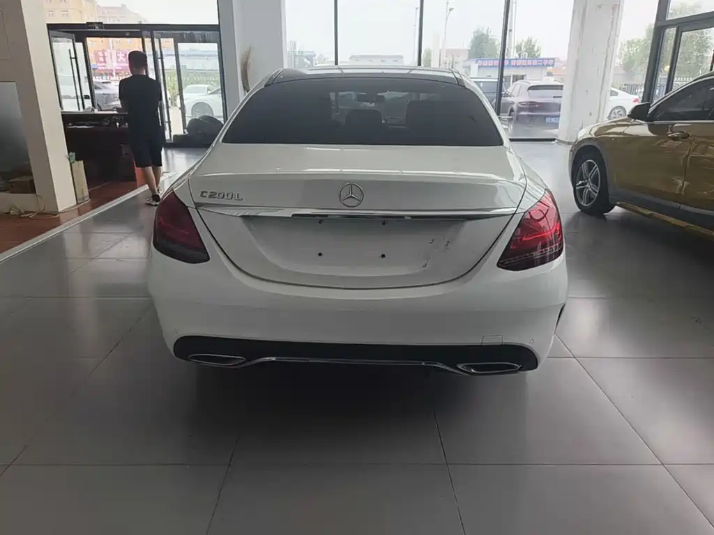 Mercedes-Benz C-Class — миниатюра 4