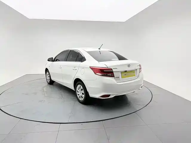 Toyota Vios — миниатюра 6