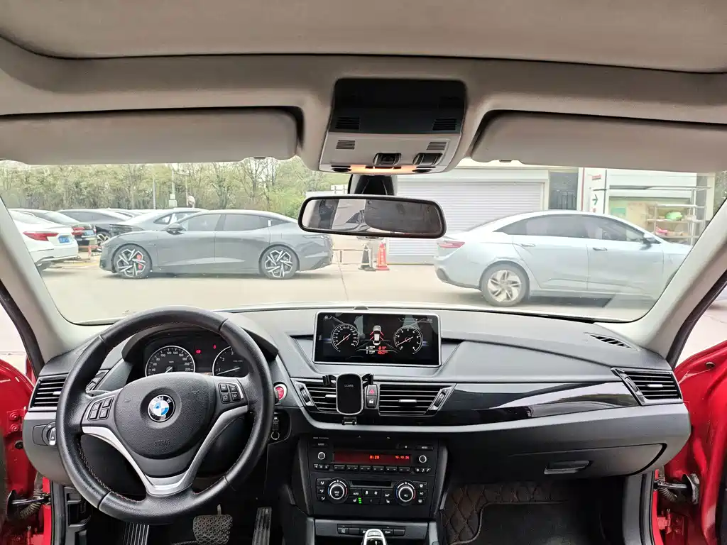 BMW X1 — миниатюра 9