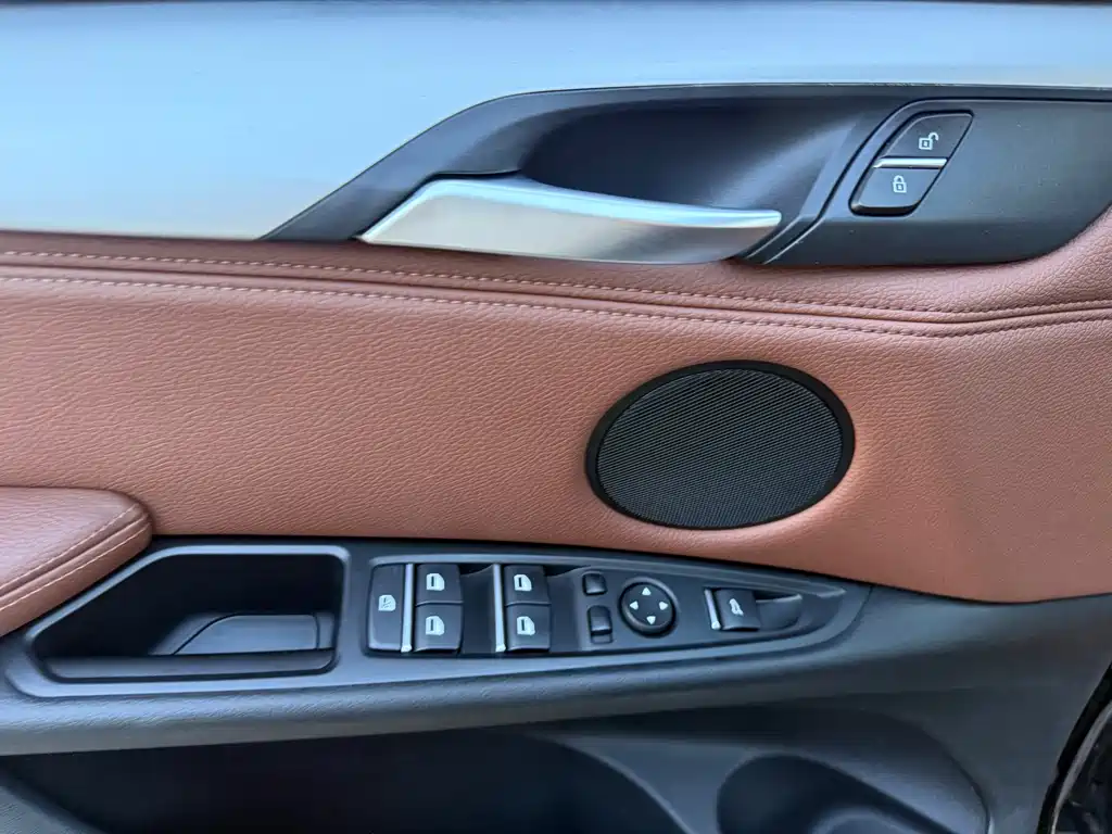 BMW X5 (Import) — миниатюра 18