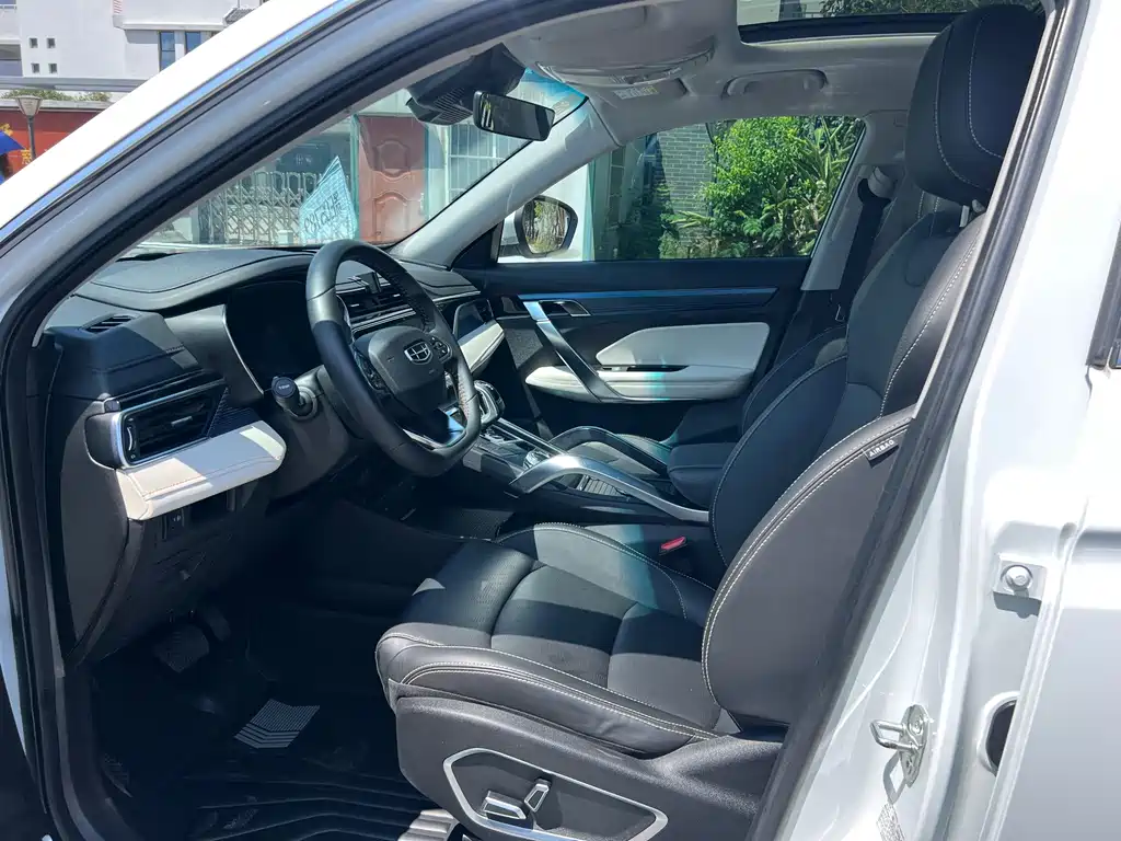 Geely Boyue — миниатюра 5