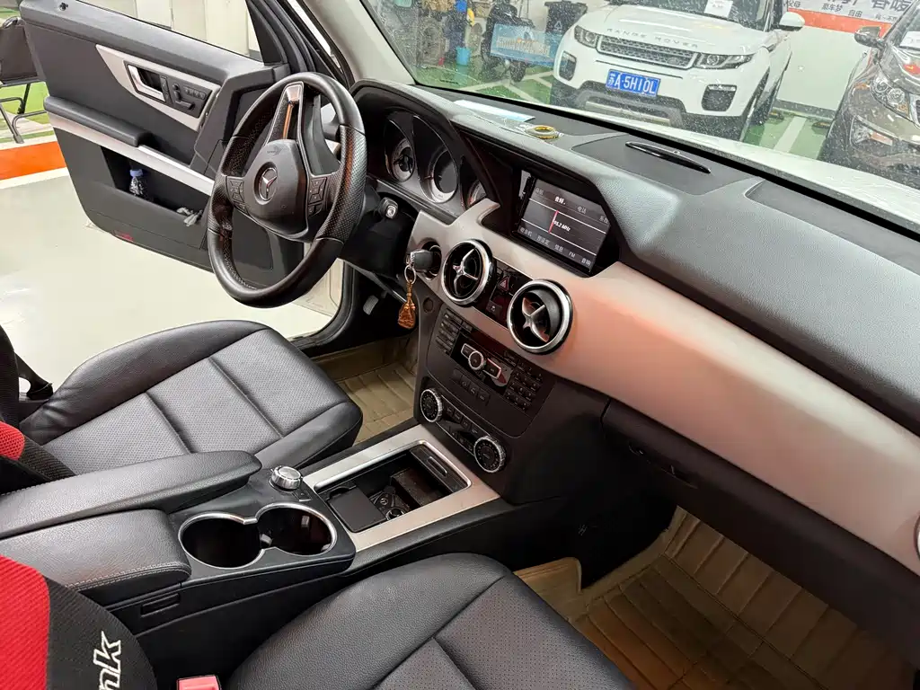 Mercedes-Benz GLK-Class — миниатюра 6