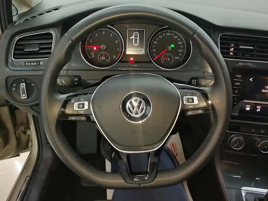 Volkswagen Golf — миниатюра 15