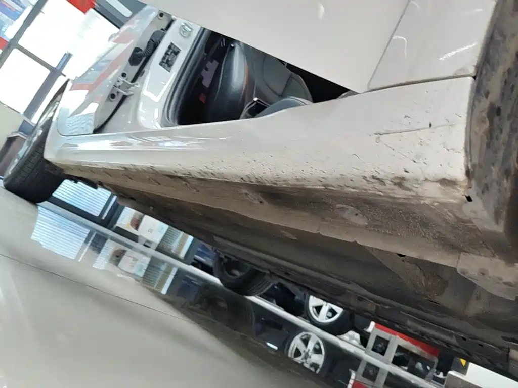 Hyundai Elantra — миниатюра 21