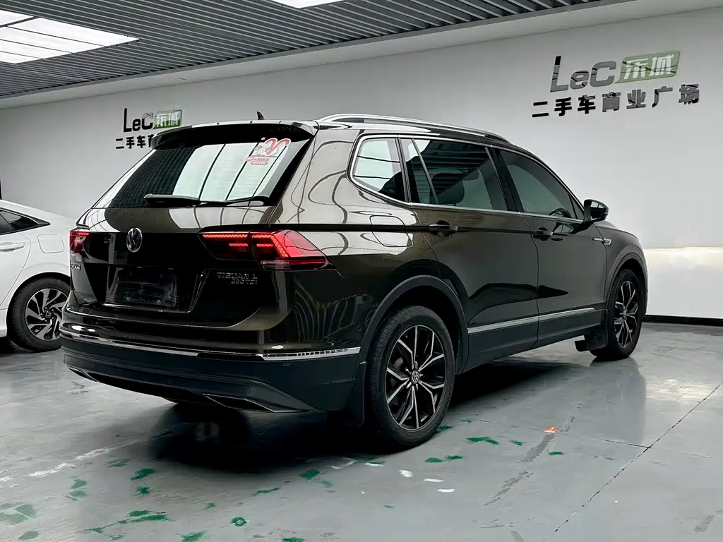 Volkswagen Tiguan L — миниатюра 6
