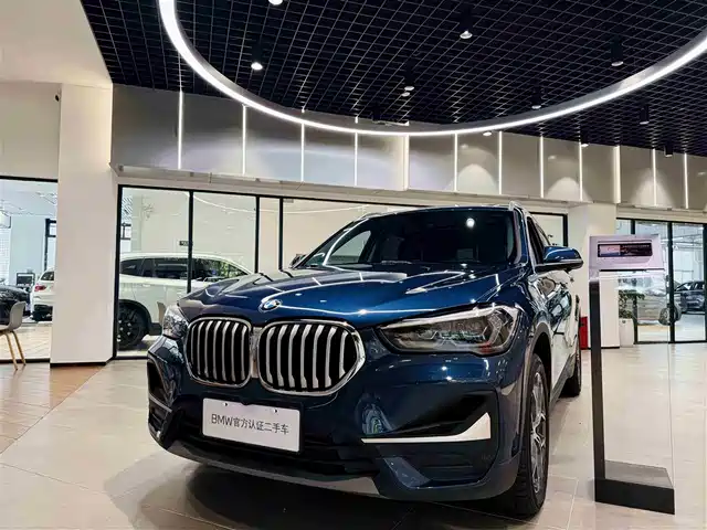 BMW  X1 2022