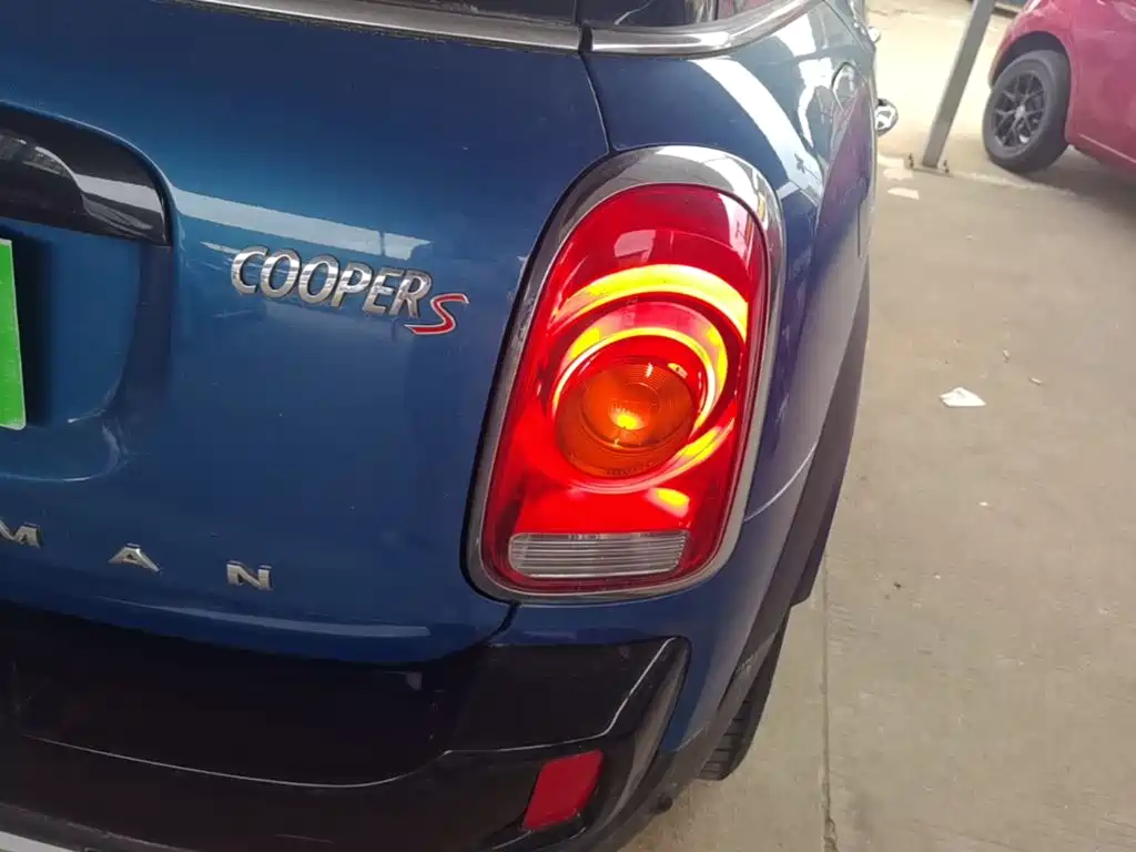 MINI Mini Countryman — миниатюра 8