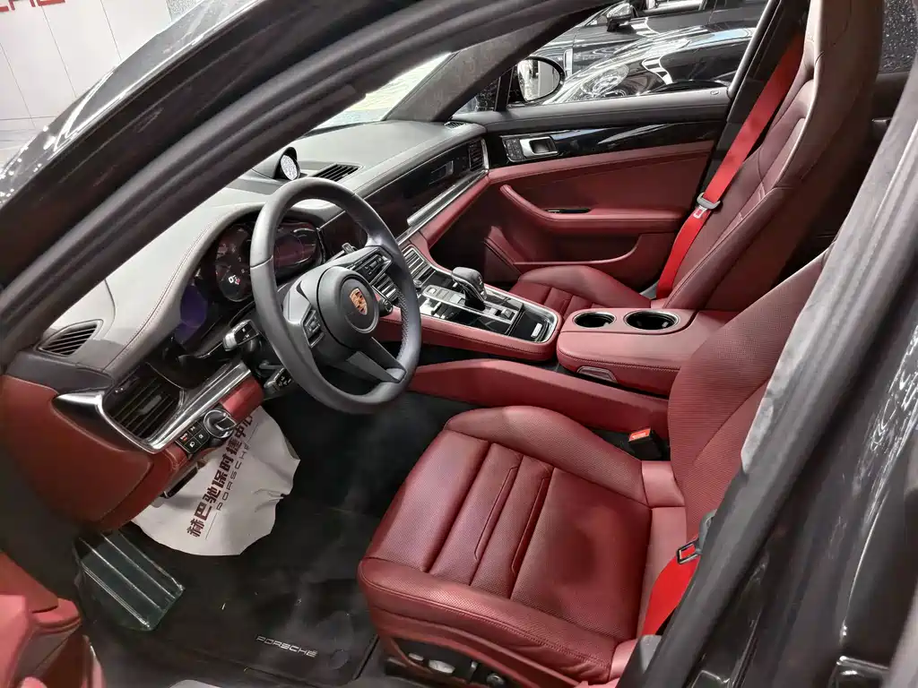 Porsche Panamera — миниатюра 4