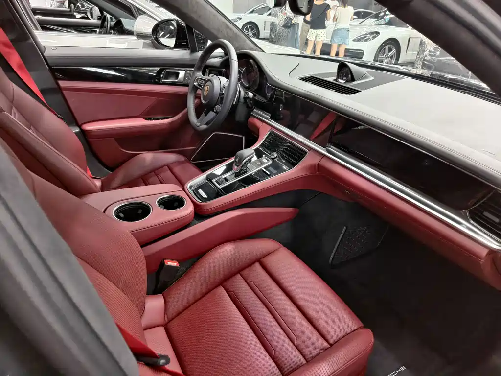 Porsche Panamera — миниатюра 9