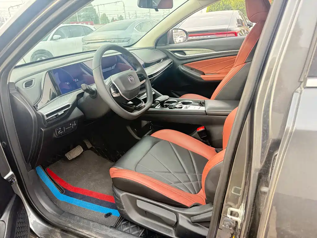 Changan Eado — миниатюра 4