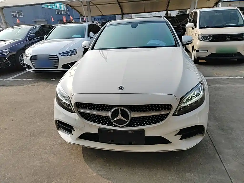 Mercedes-Benz C-Class — миниатюра 3