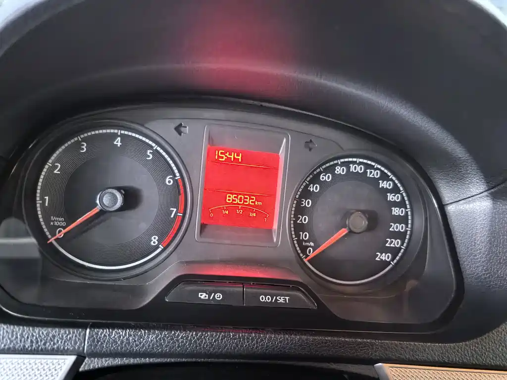 Volkswagen Jetta — миниатюра 10