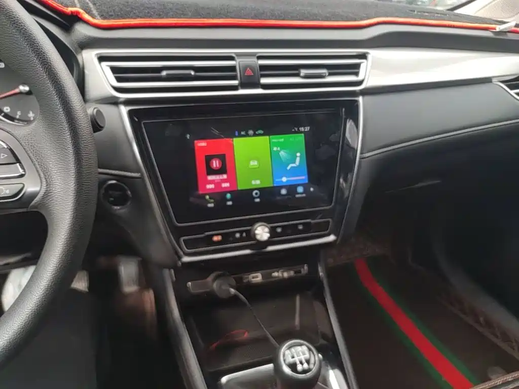 Roewe i5 — миниатюра 18