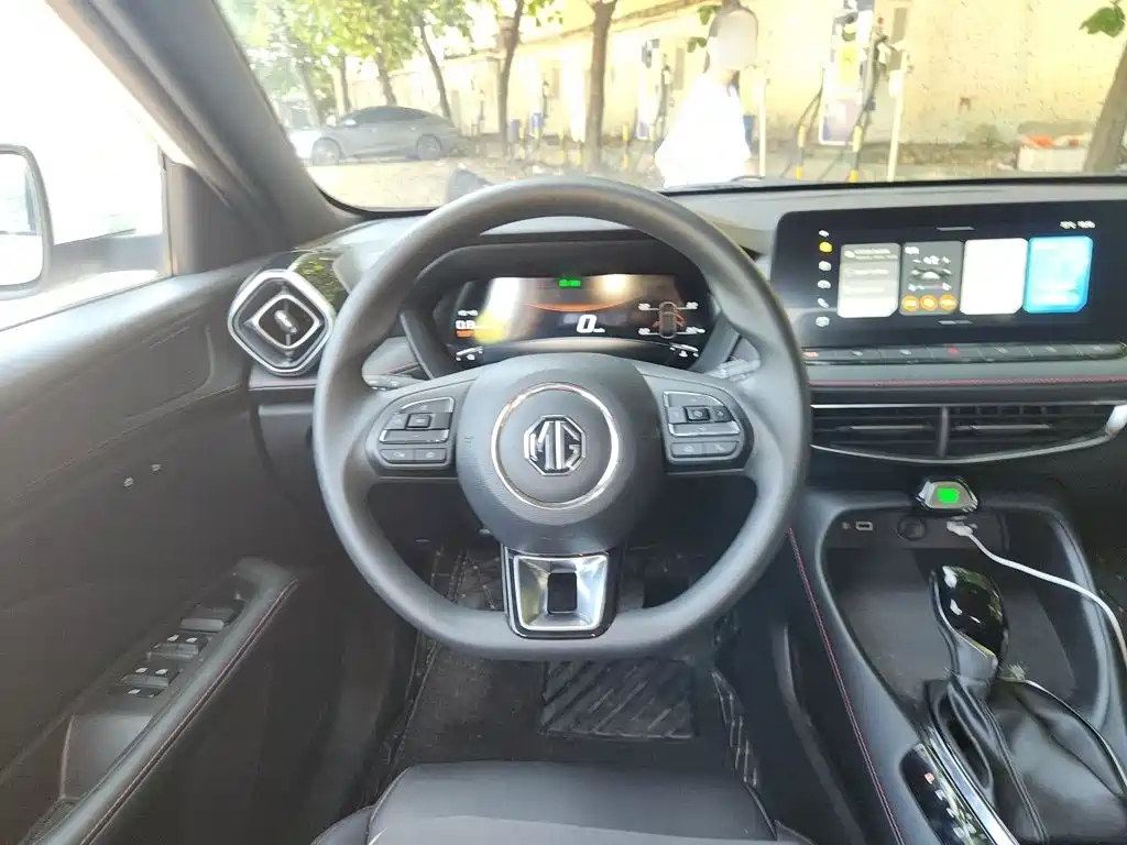 MG MG5 — миниатюра 6