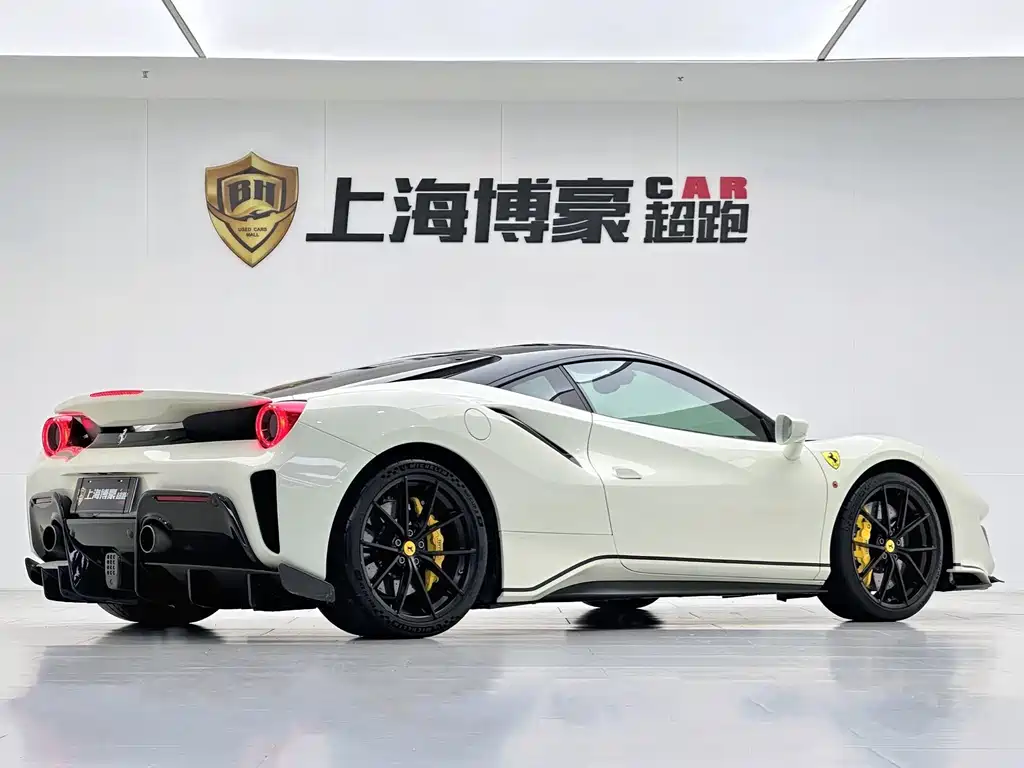 Ferrari 488 2018 488 Pista