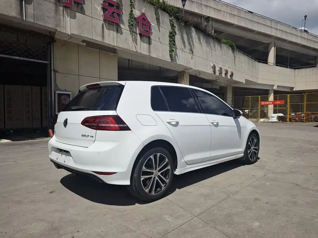 Volkswagen Golf — миниатюра 16