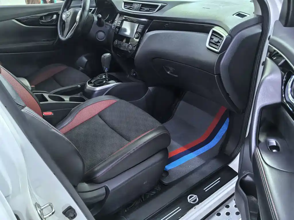 Nissan Qashqai — миниатюра 11