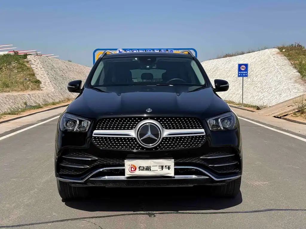 Mercedes-Benz GLE (Import) — миниатюра 2