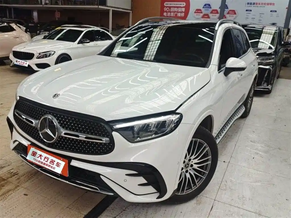 Mercedes-Benz GLC 2023