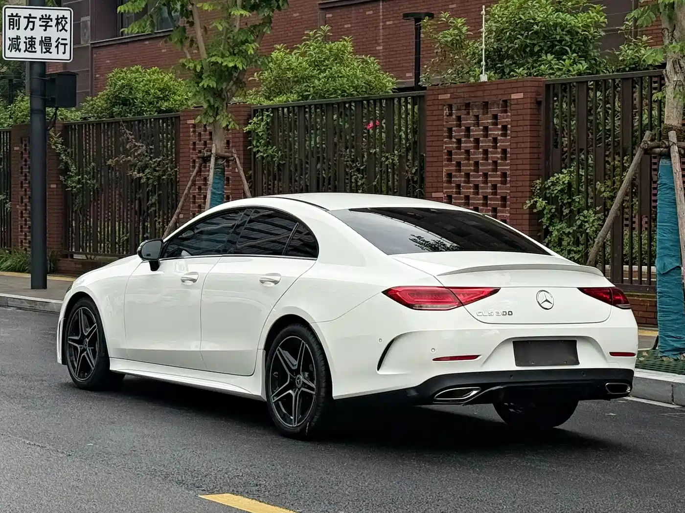 Mercedes-Benz CLS