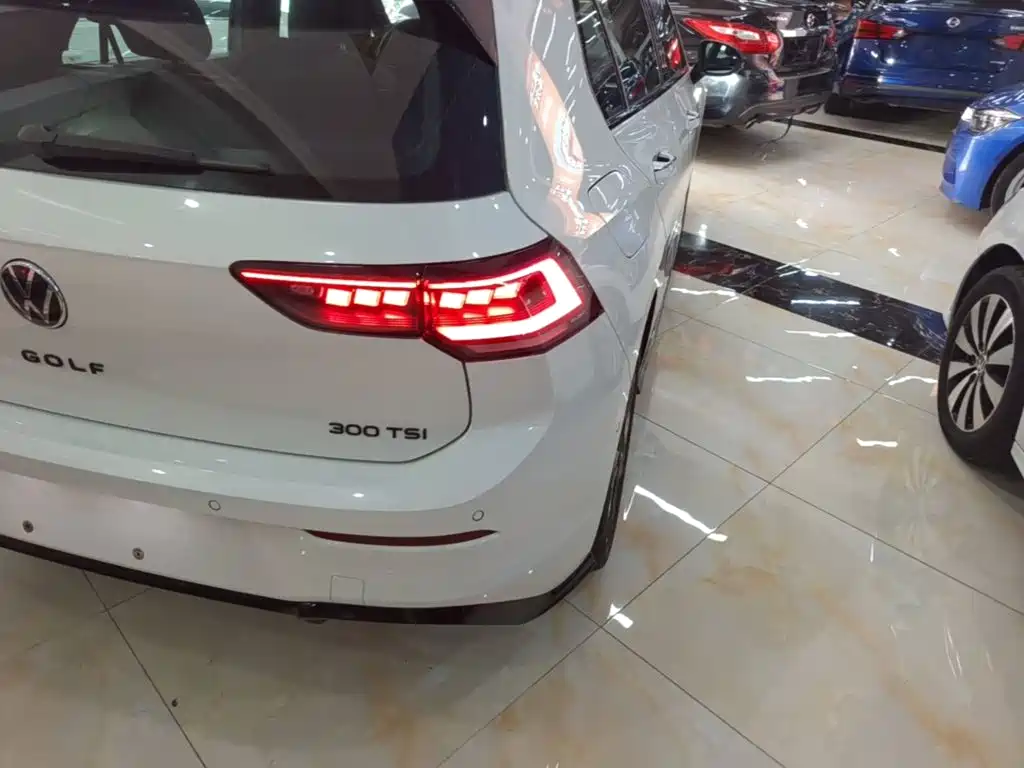 Volkswagen Golf — миниатюра 8