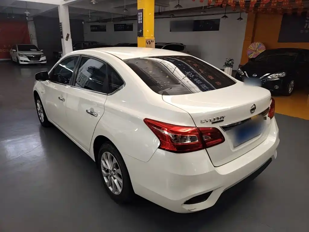 Nissan Sylphy — миниатюра 5