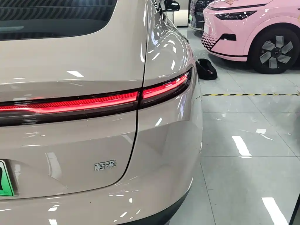 NIO ET5 — миниатюра 8