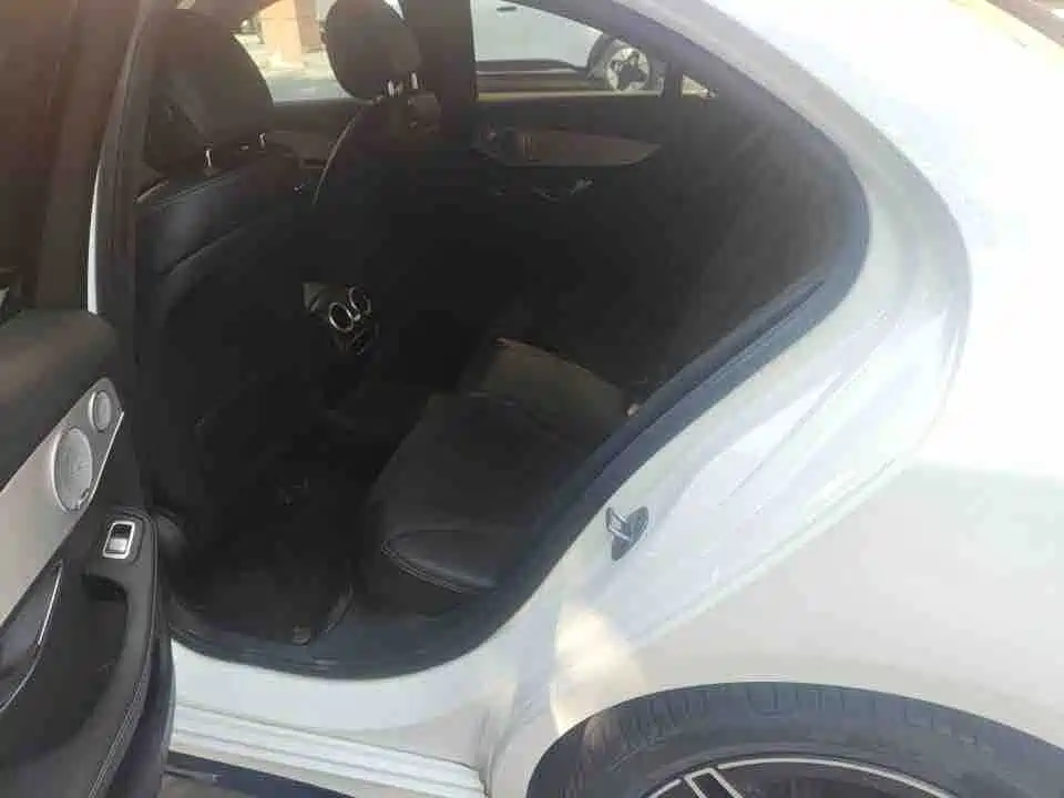 Mercedes-Benz C-Class — миниатюра 8