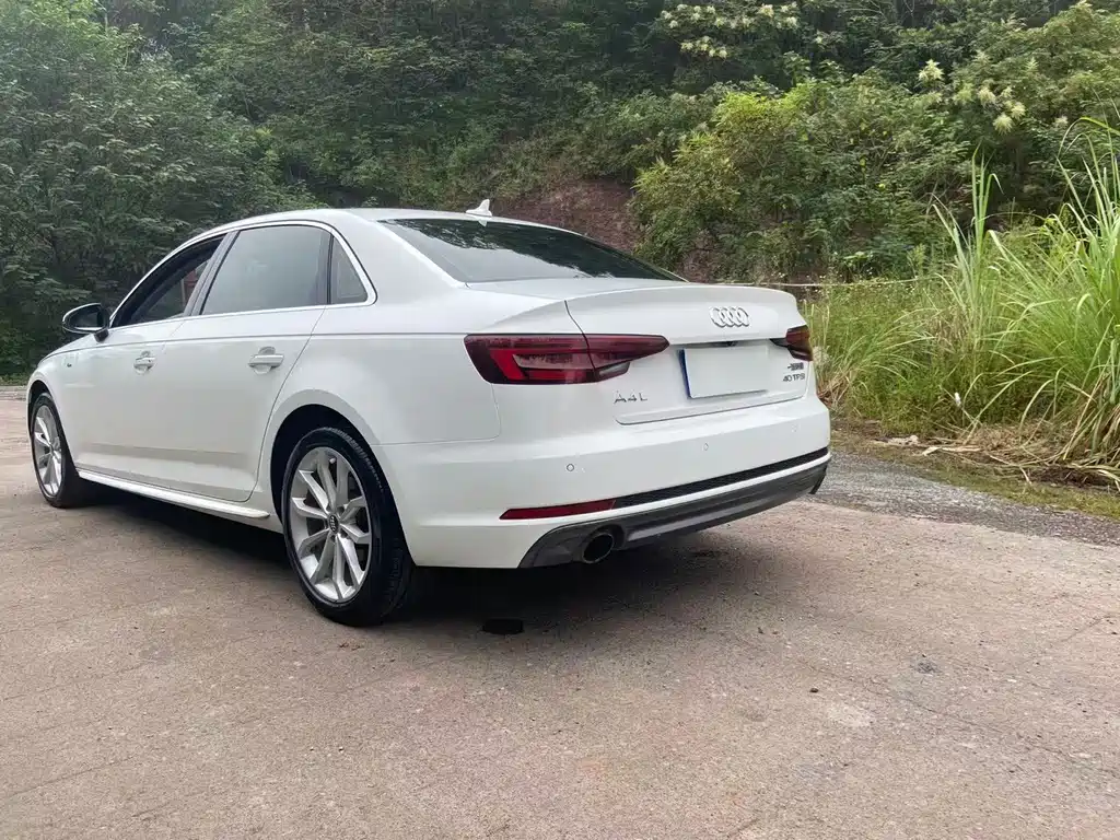 Audi A4L — миниатюра 7
