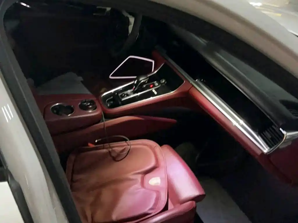 Porsche Panamera — миниатюра 4