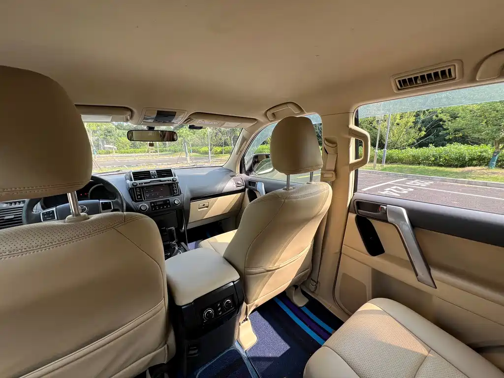 Toyota Prado (Import) — миниатюра 8
