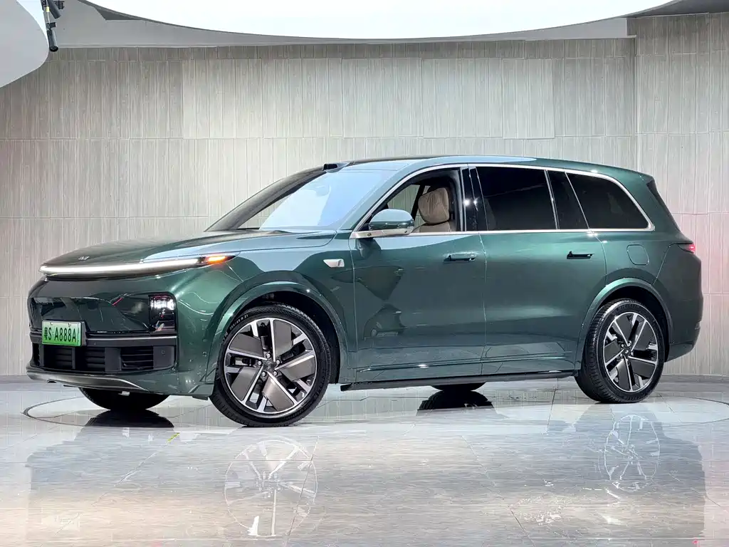 2025 Li Xiang L9 - zdjęcie 1 z 21