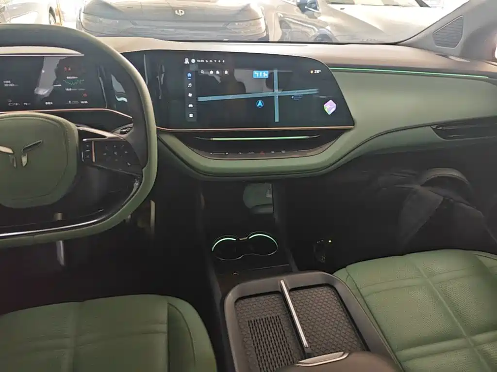 Hongqi Hongqi EH7 — миниатюра 13