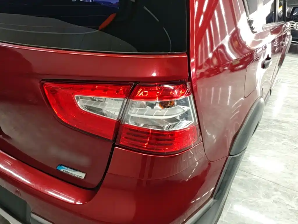 Nissan Livina — миниатюра 8