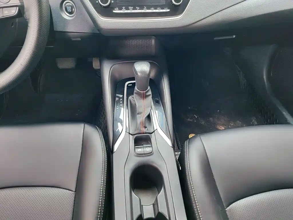 Toyota Corolla — миниатюра 14