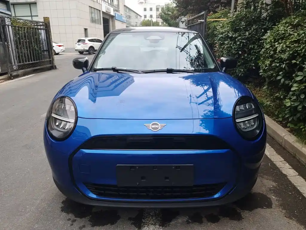 MINI MINI COOPER EV — миниатюра 3
