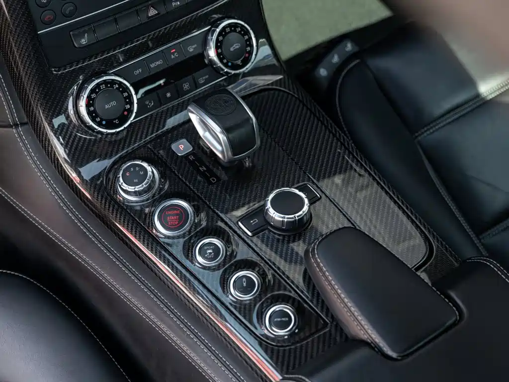 Mercedes-Benz SLS AMG — миниатюра 15