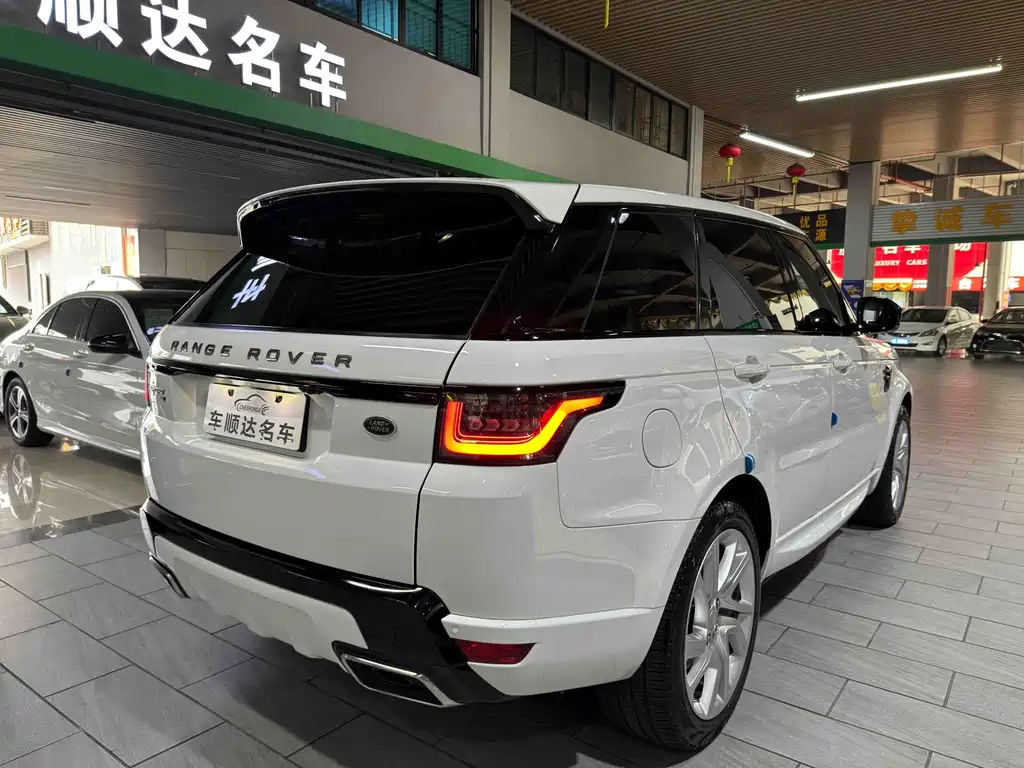 Land Rover Range Rover Sport 2020 3.0 L6 HSE DYNAMIC