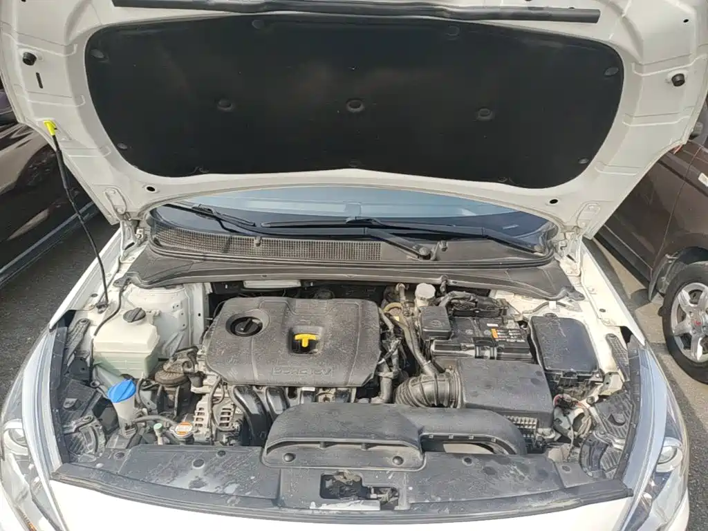 Hyundai Mistra — миниатюра 20
